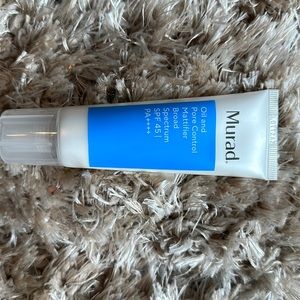 Murad oil and pore control mattifier SPF